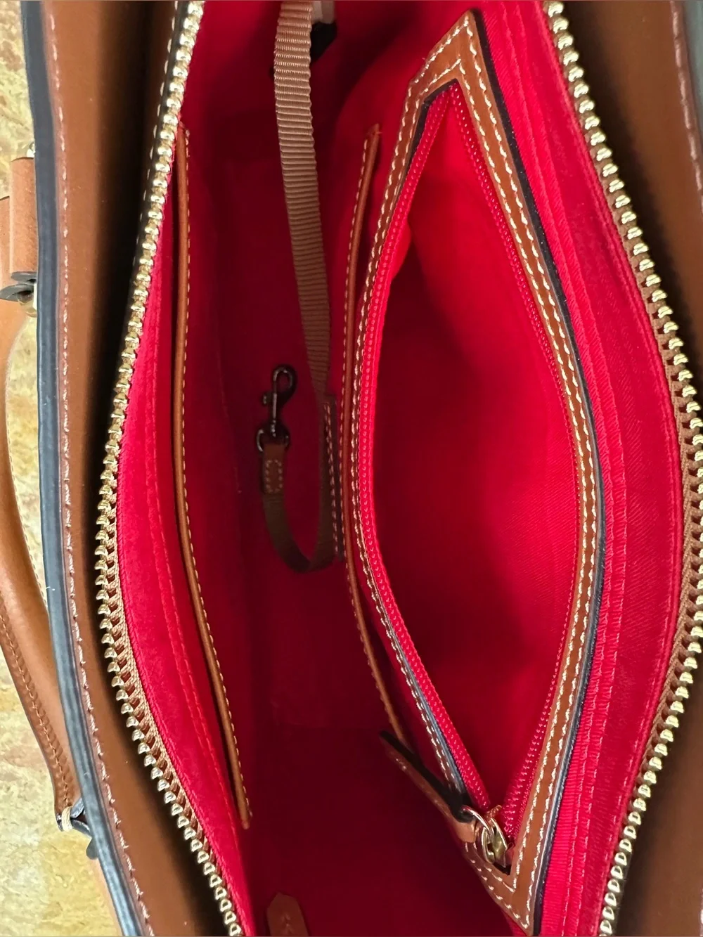 Dooney & Bourke Wexford Leather Small Heidi Satchel in Chestnut Brown K2625845